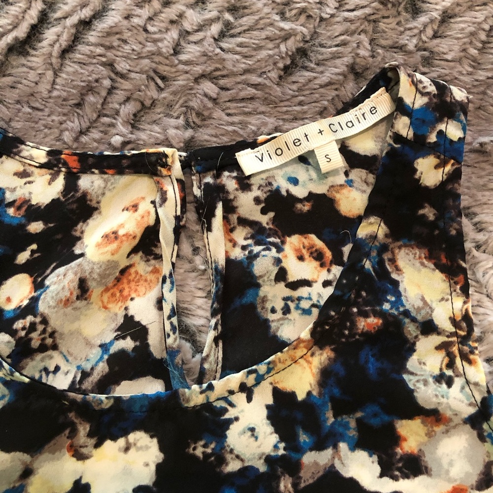 Flower blouse - Picture 4 of 5
